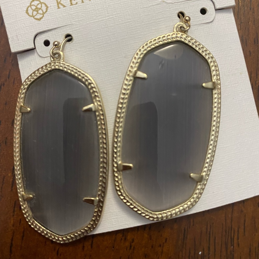 Kendra Scott grey Danielle earrings